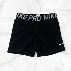 ✔️ 2019 NIKE Pro, 365 5’ Spandex Shorts✔️